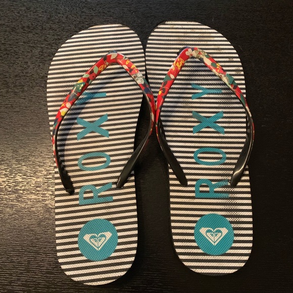 Roxy Sundress coverup and matching flip flops - Picture 5 of 6